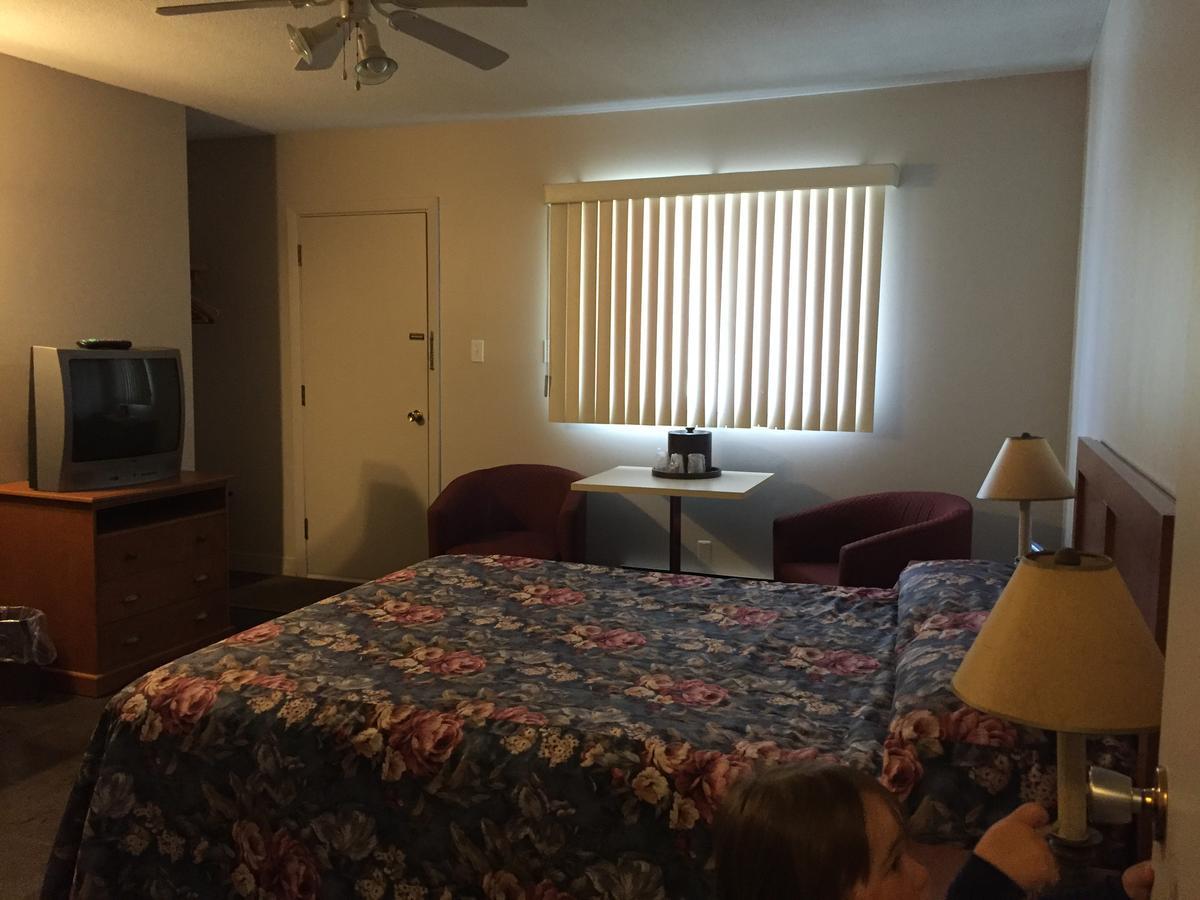 Woburn Hotel Motel Arnold מראה חיצוני תמונה