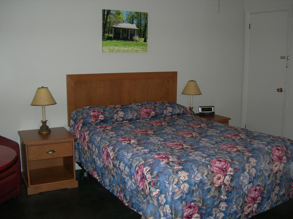 Woburn Hotel Motel Arnold מראה חיצוני תמונה